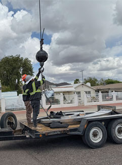 Hooking to the crane