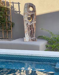 Onyx and gold leaf stone carvingPlaceholder image